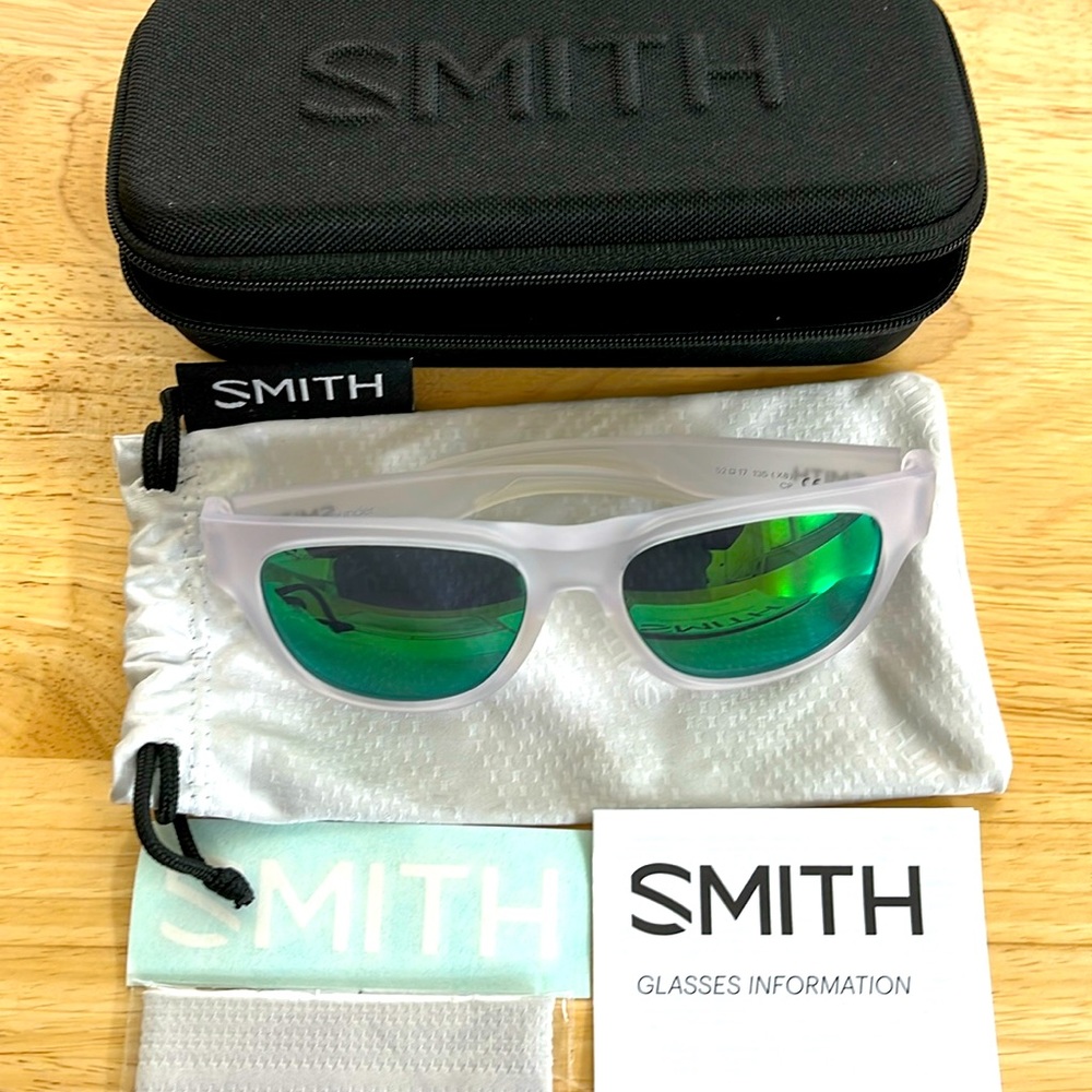 Smith rounder, sunglasses chroma pop